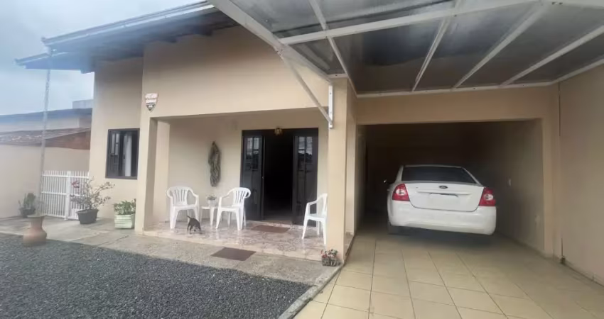 Casa com 1 suíte + 2 quartos localizado no bairro boehmerwald