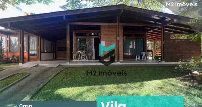 Casa com 3 dormitórios à venda, 228 m² por R$ 2.900.000,00 - Vila Nova - Blumenau/SC