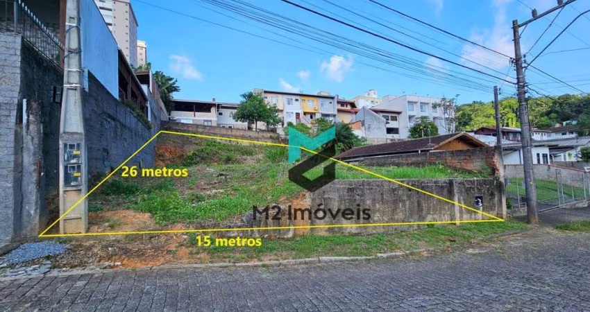 TERRENO NO BAIRRO DA VELHA PRÓXIMO À PADARIA CAÇADORES