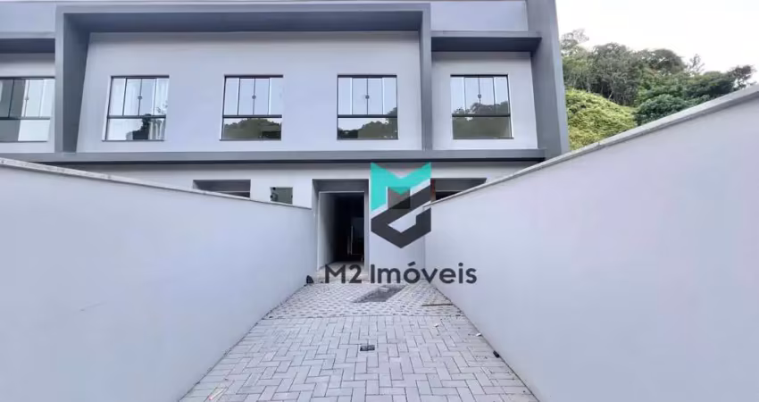Seu Novo Lar: 70m² de Charme e Conforto na Fortaleza! Com 2 Dormitórios, 2 Vagas de Garagem e Espaço aos Fundos.
