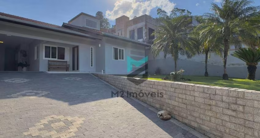 Casa plana com 3 dormitórios à venda, 160m² por R$ 740.000,00 - Badenfurt  - Blumenau/SC
