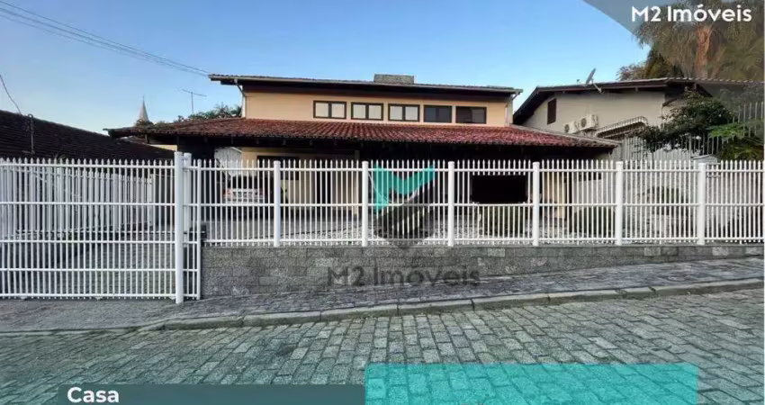 Casa com 3 quartos à venda no Velha, Blumenau 