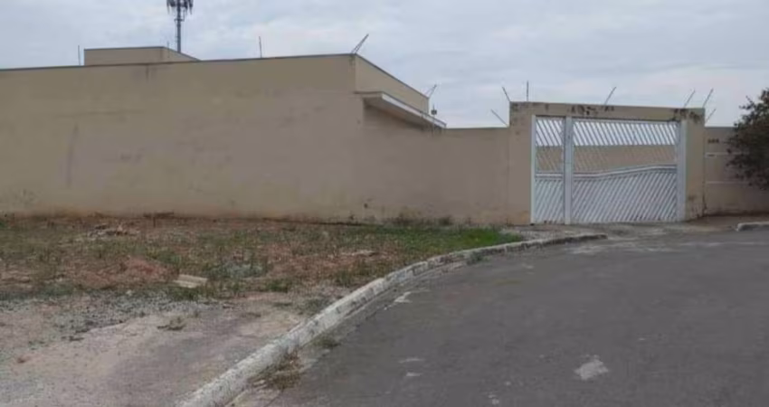 Terreno à venda na Rua Sidnei Aparecido Fogaça, 36, Real Parque IV, Votorantim