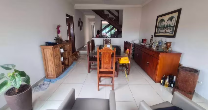 Casa em condomínio fechado com 3 quartos à venda na Avenida Fernando Stecca, 661, Iporanga, Sorocaba