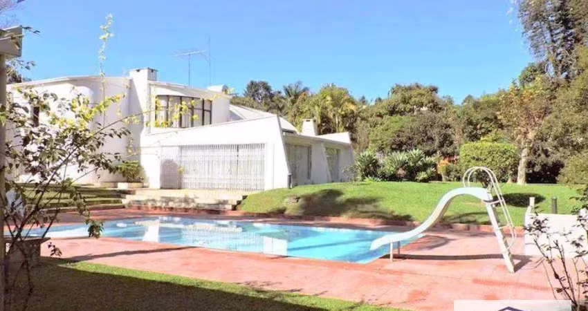 Casa com 5 quartos / suítes à venda, 804 m²  - Condomínio Jardim Colonial - Granja Viana - Carapicuíba/SP
