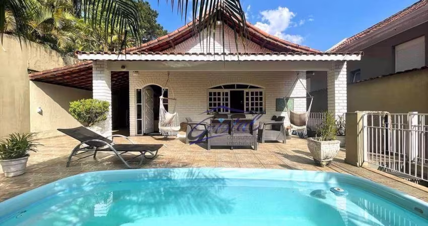 Casa c/ 3 dormitórios, 2 suítes, à venda, 131 m² - Granja Viana – Vila Diva- Carapicuíba/SP