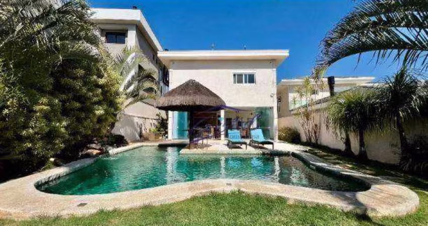 Casa com 4 quartos (2 suítes) à venda, 381 m² por R$ 3.350.000 - Granja Viana - Jardim do Golf I - Jandira/SP