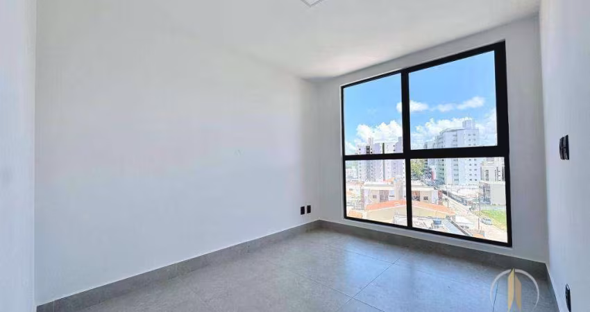 Apartamento com 2 dormitórios à venda, 57 m² por R$ 700.000,00 - Jardim Oceania - João Pessoa/PB