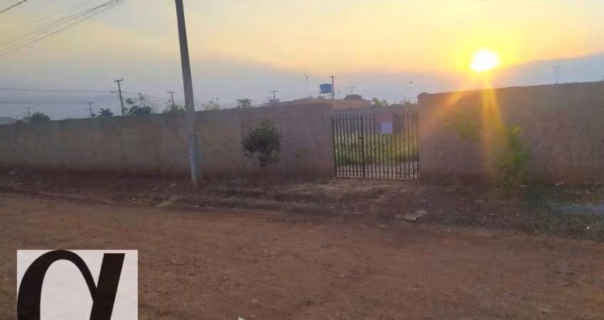 *TERRENO PRONTO PARA CONSTRUIR