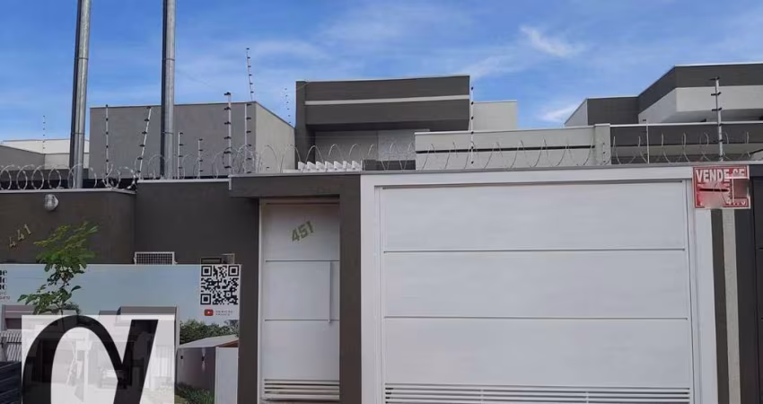 CASA NOVA COM ÓTIMO ACABAMENTO