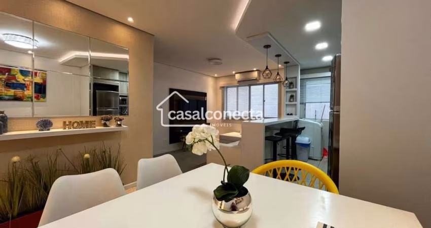 Quadra Mar à venda, no Edifício Adriana,  em Itapema, Centro, com 2 quartos, 59m²