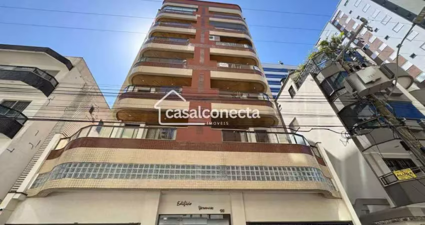 Quadra Mar à venda, no Residencial Veronese,  em Itapema, Meia Praia, com 3 quartos, 140m²