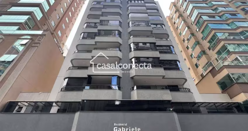 Segunda Quadra à venda, no Residencial Gabriele,  em Itapema, Meia Praia, com 3 quartos, 121m²