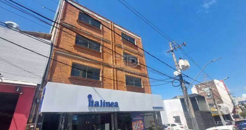 Andar corporativo próximo a Praça 8 de Abril