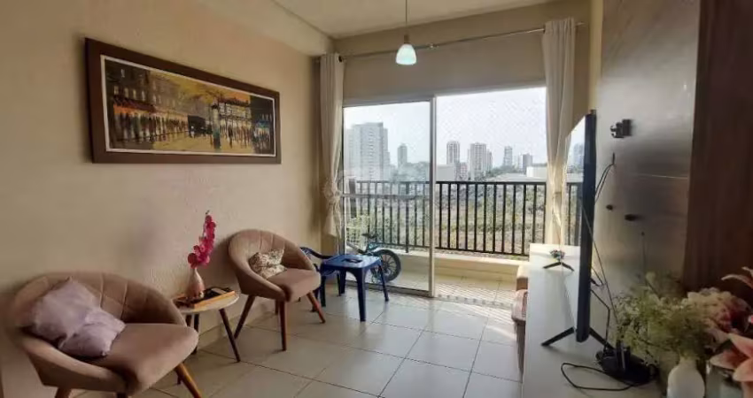 Apartamento com três quartos no Condomínio Alvorada
