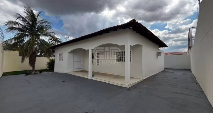 Casa á Venda no bairro Jardim Califórnia