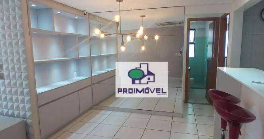 Apartamento reformado em Boa viagem, 1 suíte, com closet, 1 quarto social, Cozinha americana, varanda integrada, área de serviço e quarto serviço.