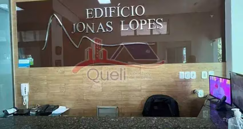 Apartamento com 2 suítes. no ed. jonas lopes, em caldas novas(go)