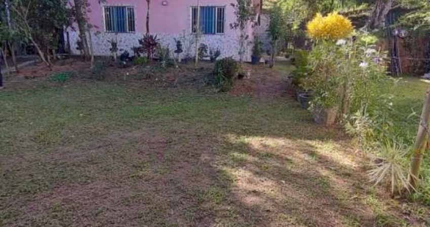 Sítio para Venda em Mantiquira Duque de Caxias-RJ