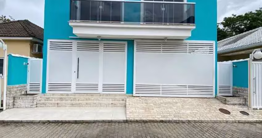 Duplex de alto padrão Chácara Arcampo.