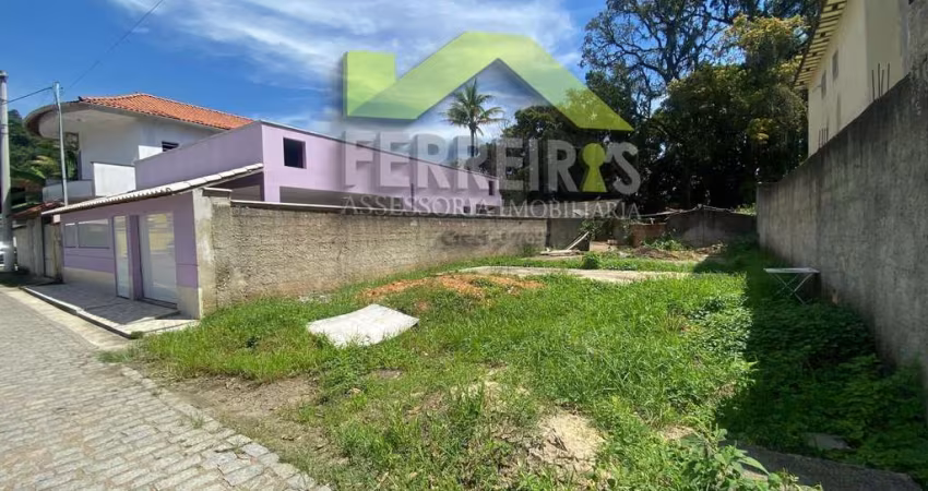 Maravilhoso terreno em condomínio de alto padrão em Xerem