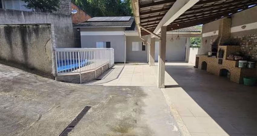 Casa à venda no bairro Chácaras Arcampo - Duque de Caxias/RJ