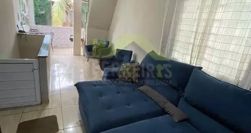 Casa triplex em Jardim Olimpo 2 quartos e garagem