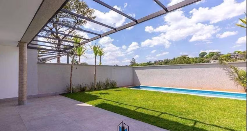 Casa em Condomínio - Jardim Cordeiro - 4 suítes; 4 vagas