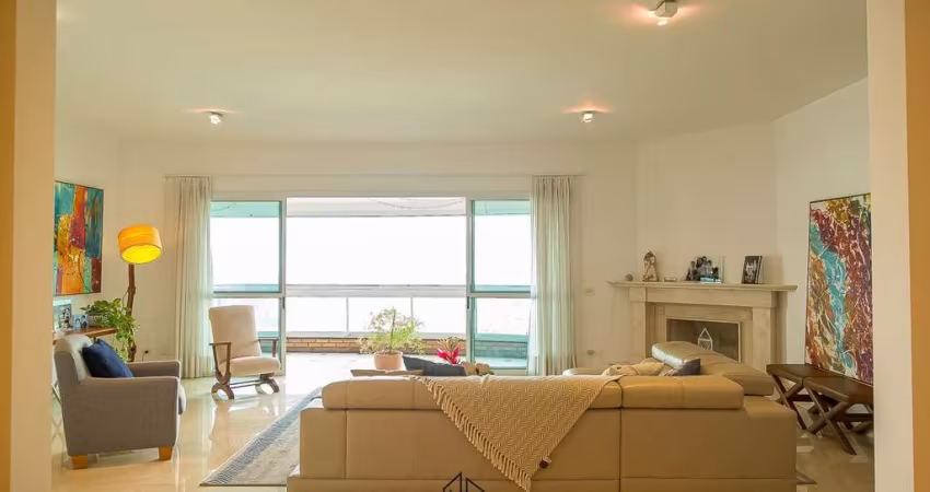 Apartamento a Venda 400 metros; 5 suítes, 6 vagas