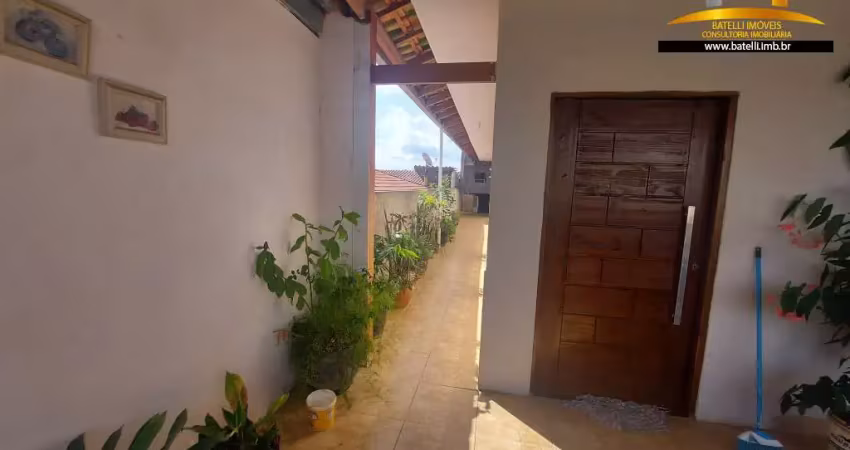 Casa com 3 quartos para alugar na Rua Tupanaci, 86, Caucaia do Alto, Cotia