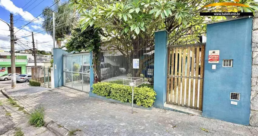 Casa Completa e Bem Localizada no Jardim Jussara | Batelli Imóveis
