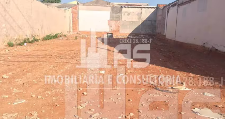 Terreno à venda no Núcleo Habitacional Nova Marília, Marília 