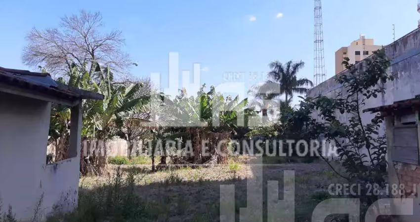 Terreno à venda no Jardim Dirceu, Marília 