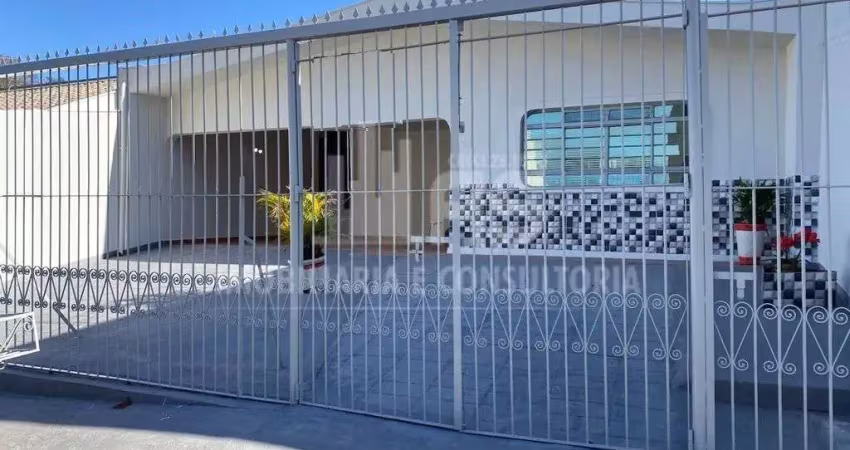 Casa com 3 quartos à venda no Montolar, Marília 