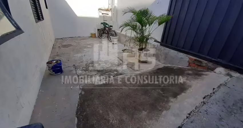 Casa à venda contendo 2 quartos sendo 1 suíte no castelo branco.