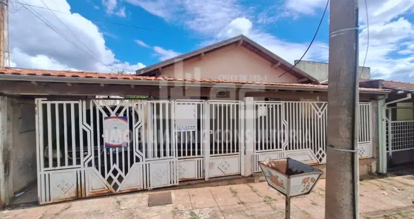 Casa com 4 quartos à venda no Centro, Garça 