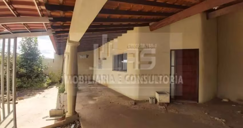 Casa a venda com 3 quartos sendo 1 suíte no jardim renata