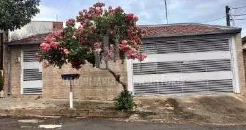 Casa à venda no bairro núcleo habitacional presidente jânio da silva quadros - marília/sp