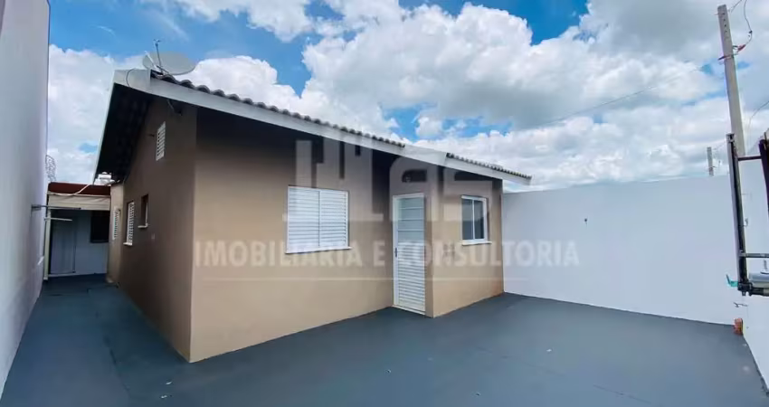 Casa a venda com 3 quartos sendo 1 suíte no residencial montana