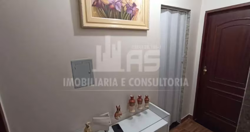 Casa a venda com 2 quartos sendo 1 suíte no jardim santa antonieta
