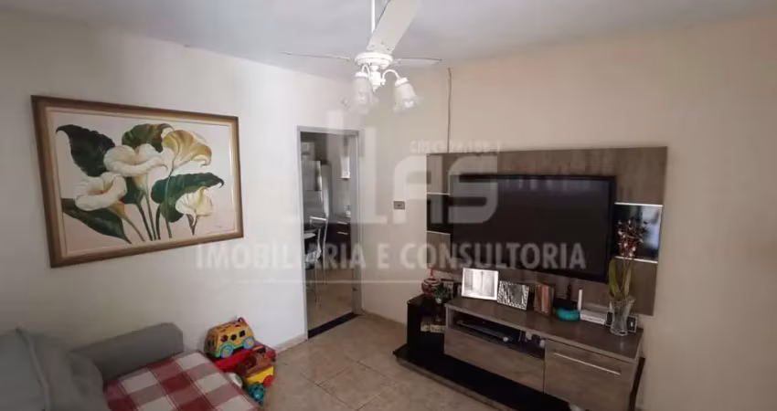 Casa a venda com 2 quartos no bairro castelo branco
