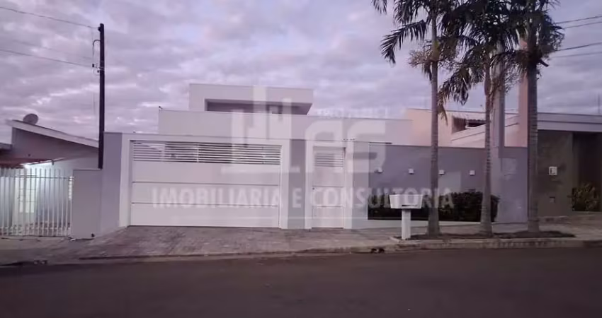 Casa com 4 quartos à venda no Jardim Luciana, Marília 