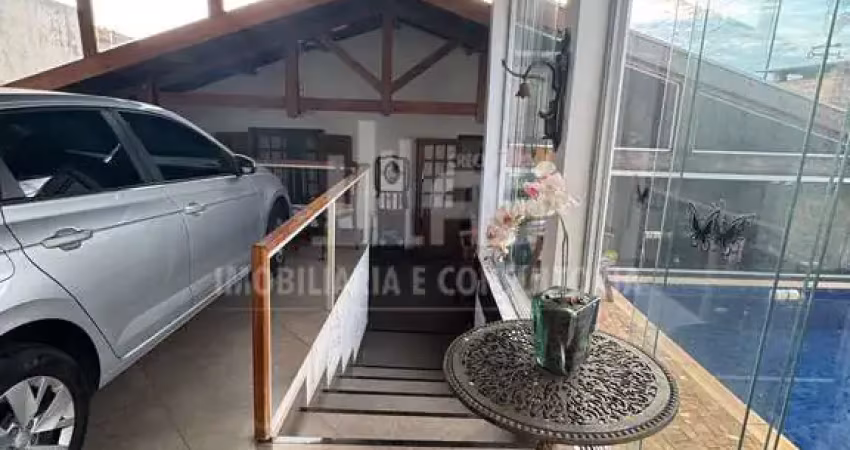Casa com 3 quartos à venda no Ferrarópolis, Garça 