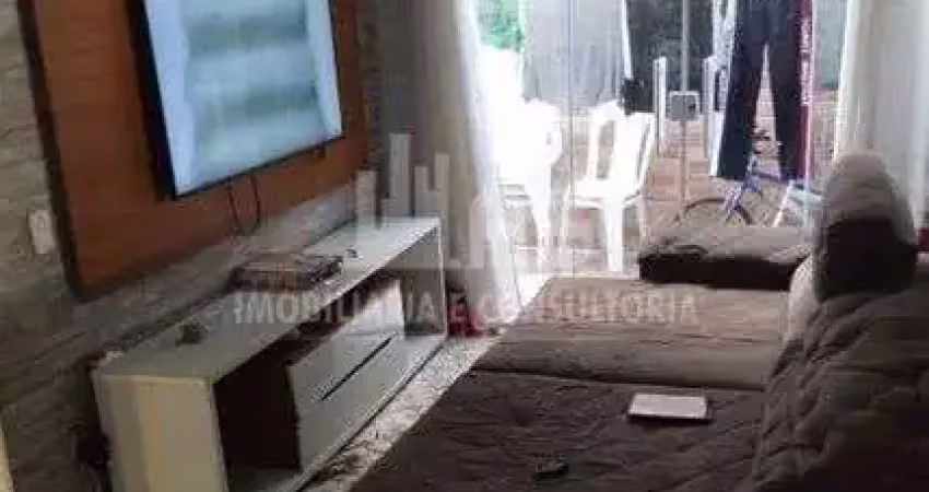 Casa a venda com 03 quartos sendo 01 suíte no firenze