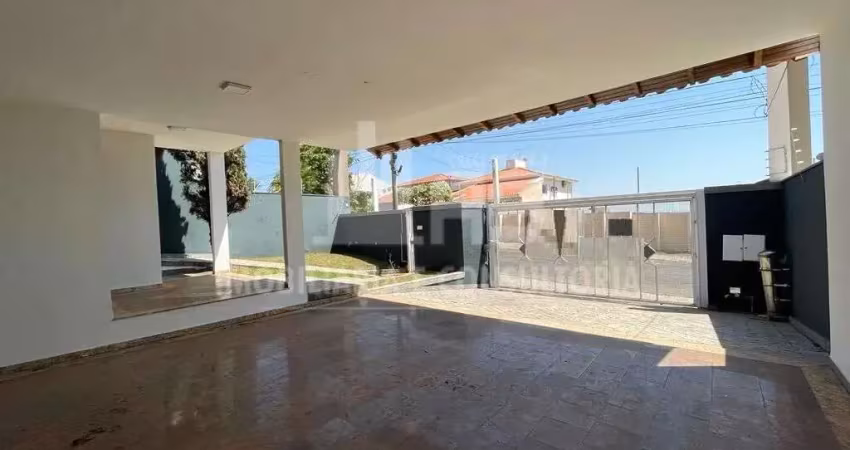 Casa à venda no bairro jardim tropical - marília/sp