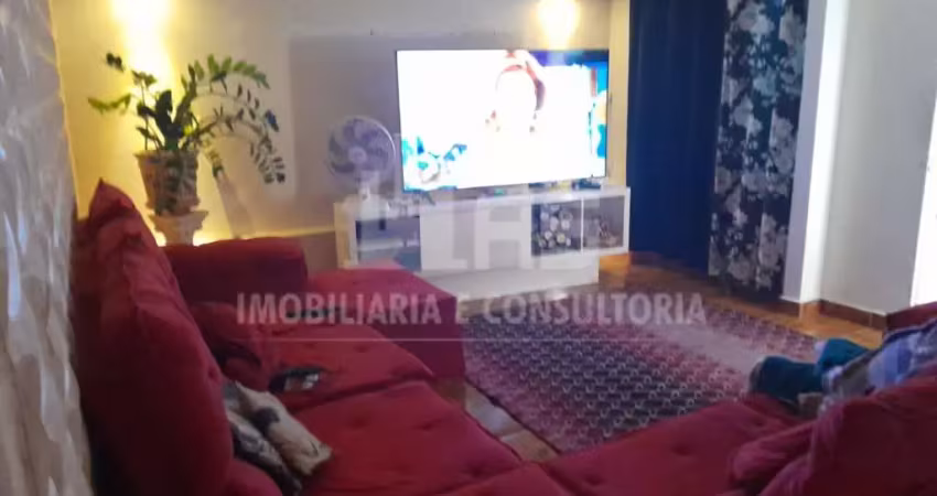 Casa a venda com 4 quartos sendo 1 suíte no jânio quadros
