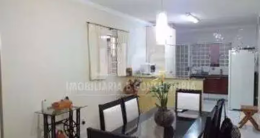 Casa à venda com 2 quartos no  francisco de abreu fernandes.