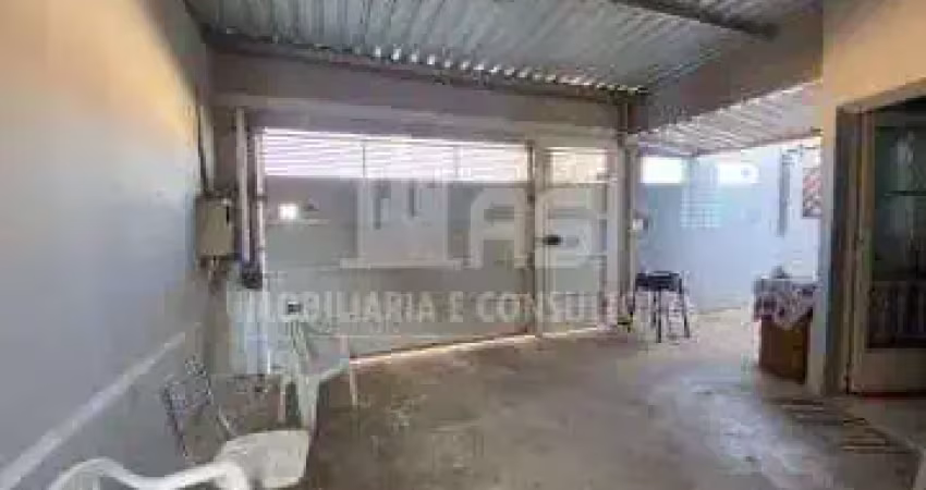 Casa com 3 quartos à venda no Núcleo Habitacional Alcides Matiuzzi, Marília 
