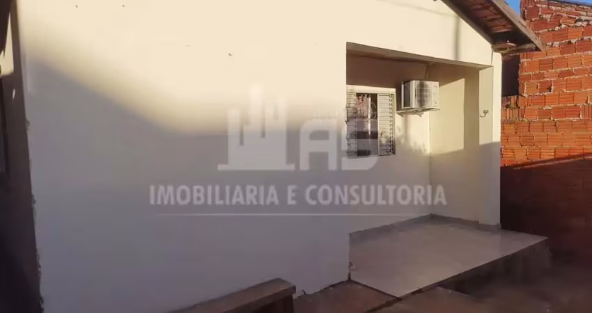 Casa à venda no bairro núcleo habitacional alcides matiuzzi - marília/sp