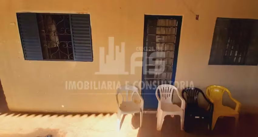 Casa a venda com 3 quartos sendo 1 suíte no bairro jânio quadros